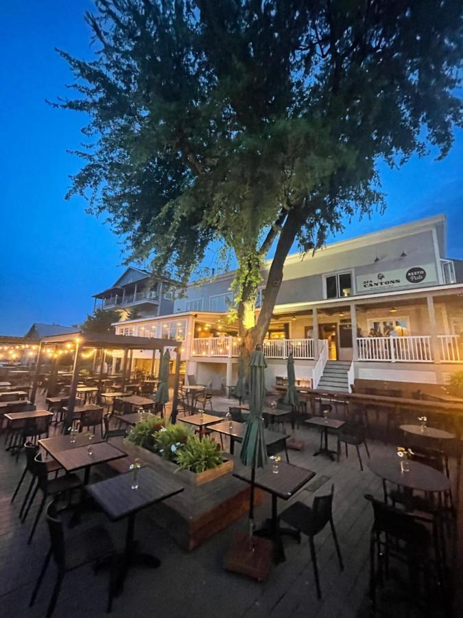 Auberge Des Cantons Magog Exterior foto
